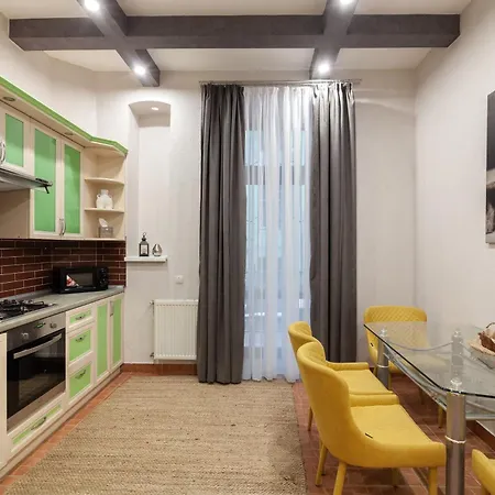 Avangard Shashkevycha 3 Apartment *